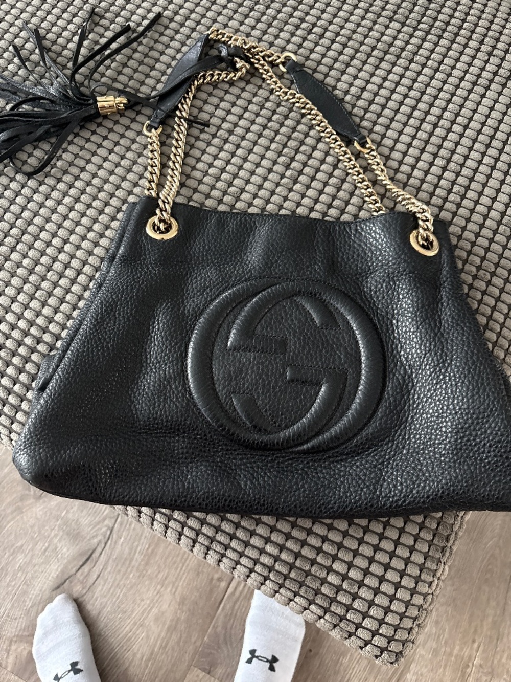 Gucci Soho Chain Tote Black Pebbled Leather Gold Chain Authentic